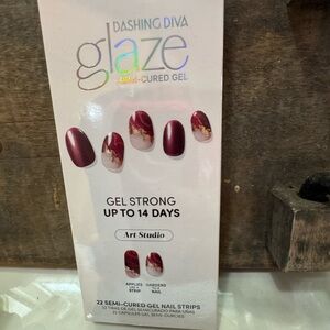 Glaze Semi-Cured Gel Nail Strips - Red